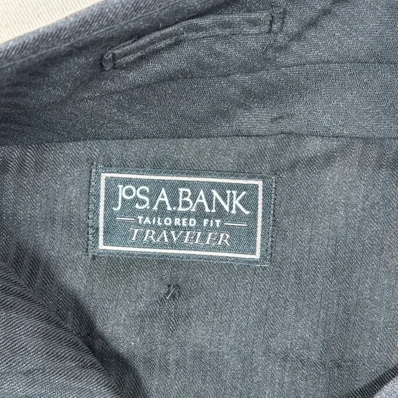 Jos A Bank Traveler Tailored Fit Classic Gray Wool Dress Pants Mens 31x28 NWT - Picture 3 of 11